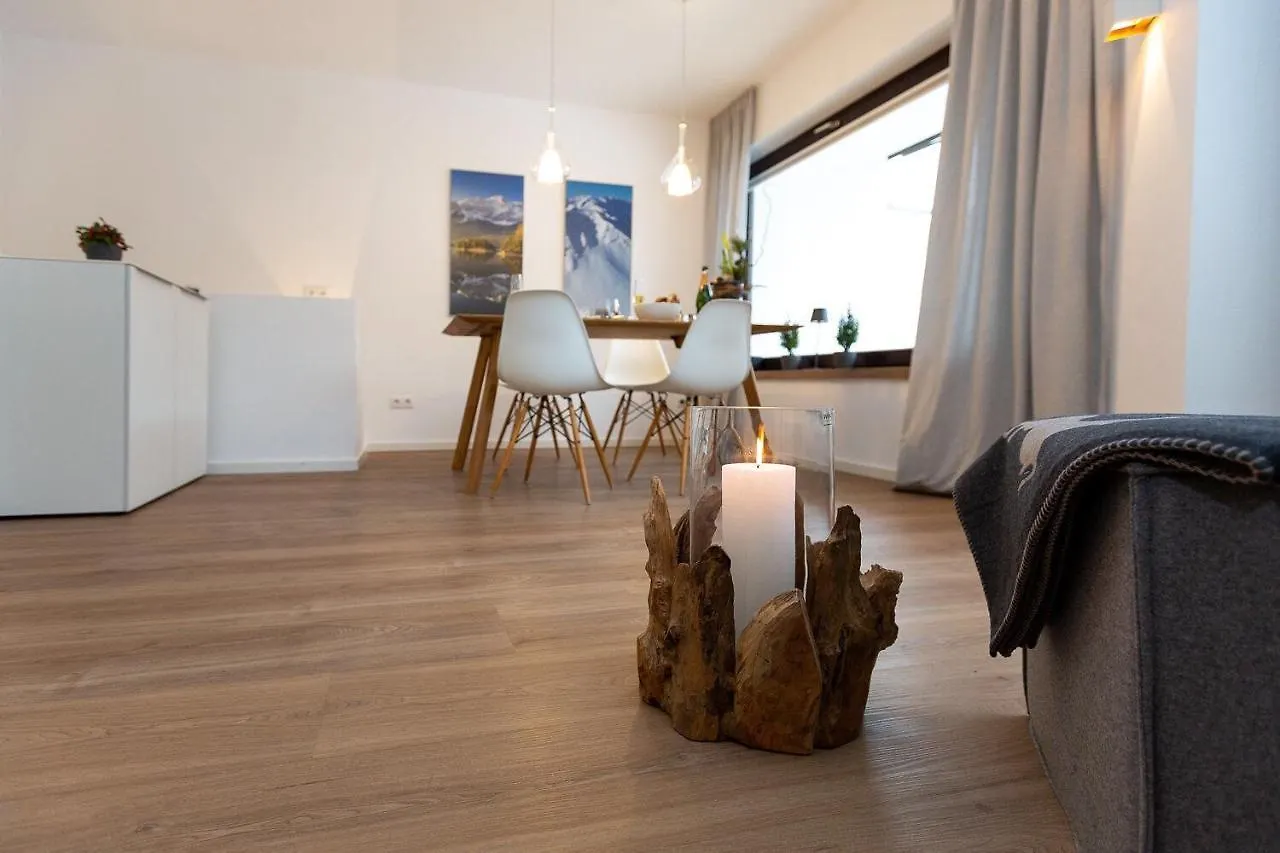 Appartamento Alpen-Ferienwohnung Ginova Garmisch-Partenkirchen Germania